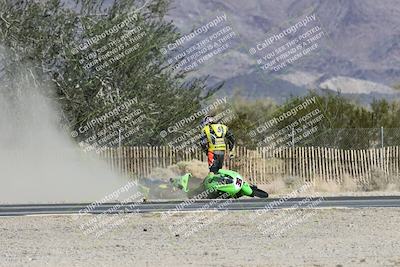 media/Dec-07-2025-CVMA (Sun) [[3e7d2de5dc]]/Race 5-Formula UL-CVMA Hooligans-American Thunder/